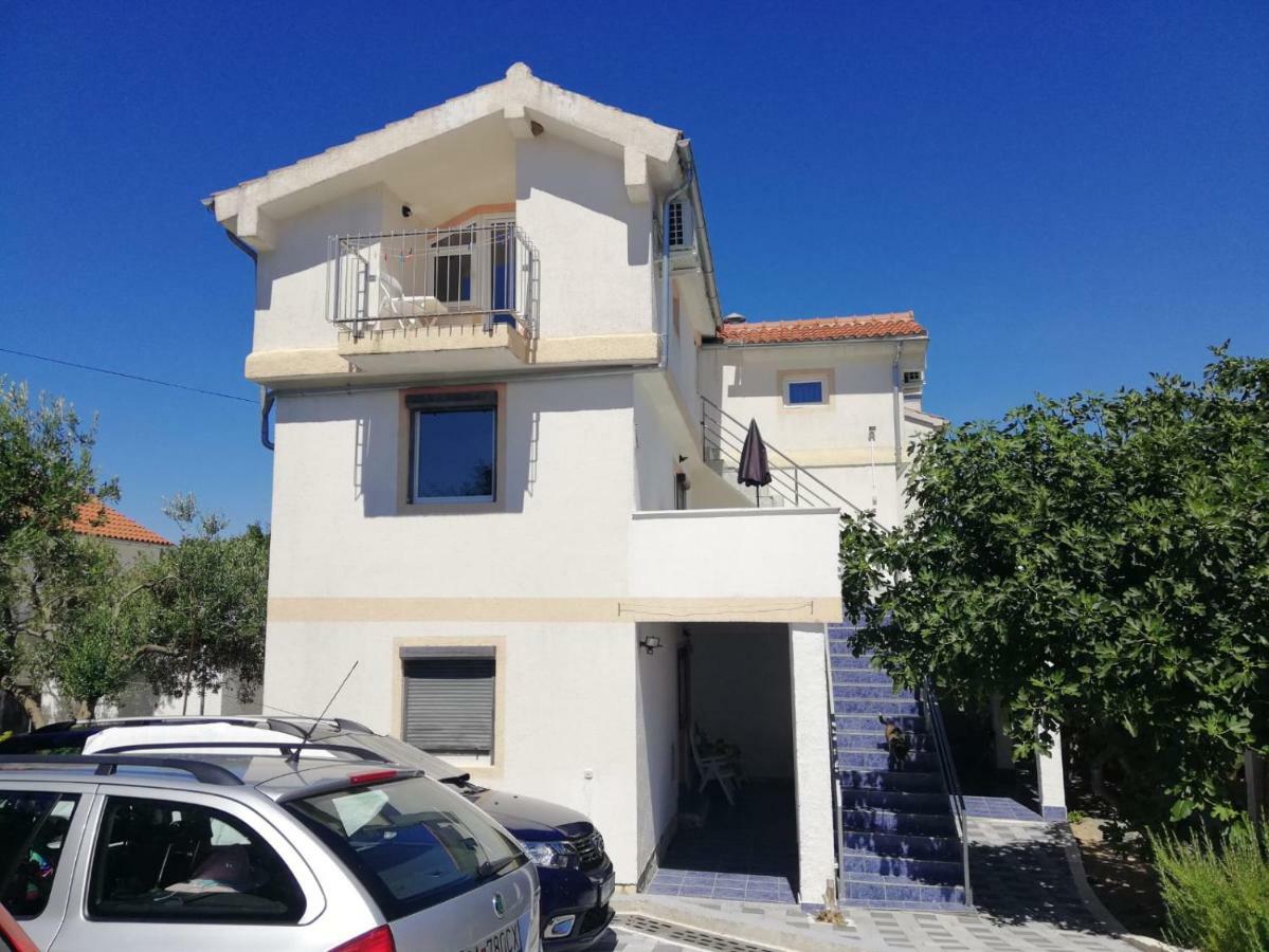 Apartmani Kovacic Murter Exterior photo